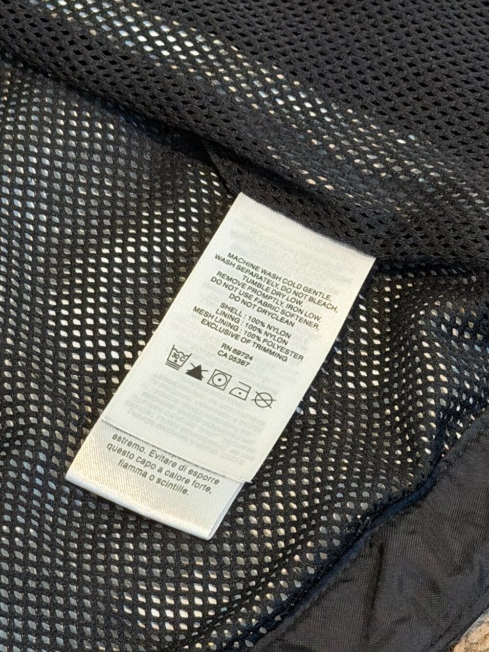 Columbia Kids Black Waterproof Rain Jacket - Size Small (8) Hooded - Picture 4 of 9